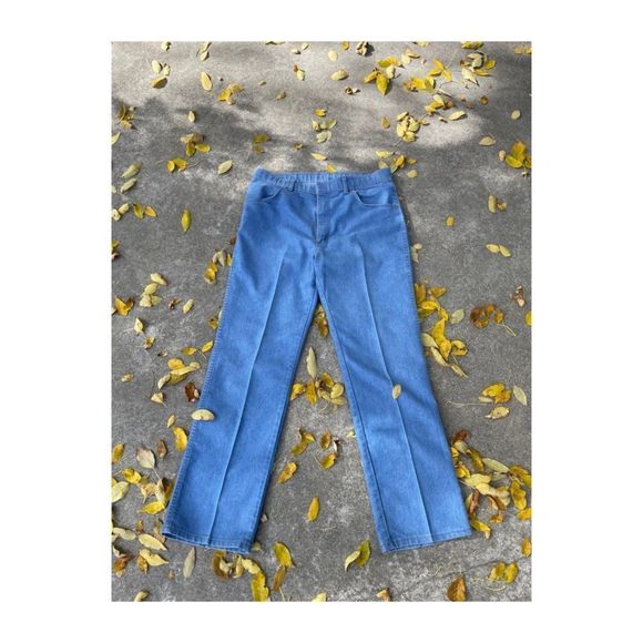 Vintage Wrangler High Waist Jeans Light Wash Straight Legs 4 Pocket Sz 36 - Picture 4 of 9